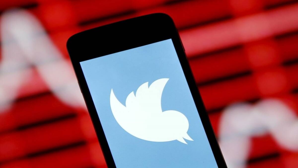 Twitter Stops users from Taking Screenshots- Give other options Instead